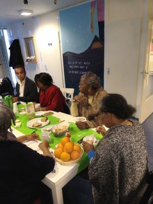 Foto 18 uit Kerst Bijeenkomst