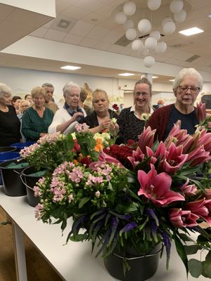 Foto 8 uit Bloenstukjes Maken