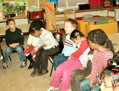 Foto 51 uit RK Regenboog de mus