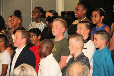 Foto 93 uit RegenboogEindFeest