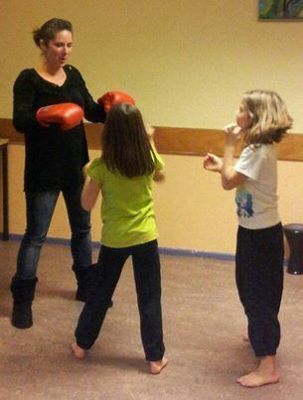 Foto 95 uit CardioKickBoxen4Kids