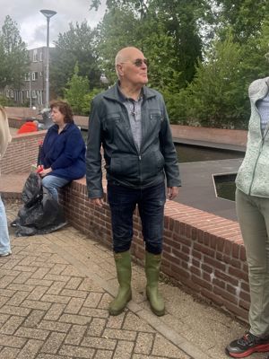 Foto 5 uit X-  Opruimactie Vrijwilligers Beverwaard 13-6-26