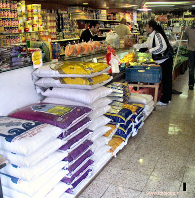 Foto 35 uit TOKO MILOBI NEW07