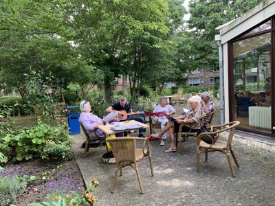 Foto 3 uit zingen Met ED v Dam