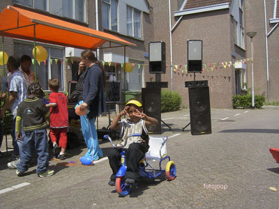 Foto 17 uit straatspeeldag 2005