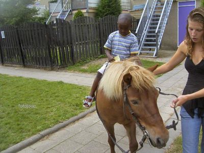 Foto 77 uit country feest 2005