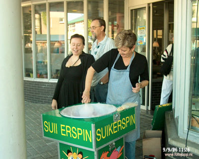 Foto 77 uit wijkparkfeest 2006