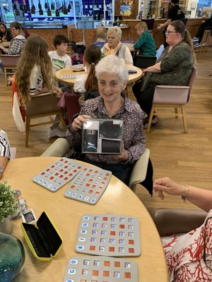 Foto 117 uit GROTE BINGO26-2