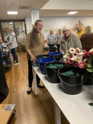 Foto 5 uit Bloenstukjes Maken