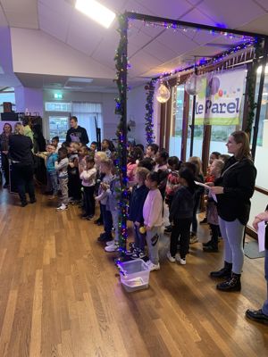 Foto 2 uit KinderenZingen20-12