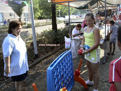 Foto 58 uit wijkparkfeest 2005