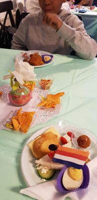 Foto 8 uit High Tea Party