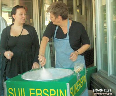 Foto 46 uit wijkparkfeest 2006