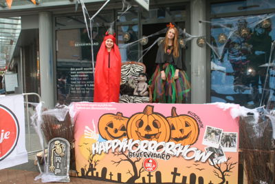 Foto 79 uit HALLOWEEN2016