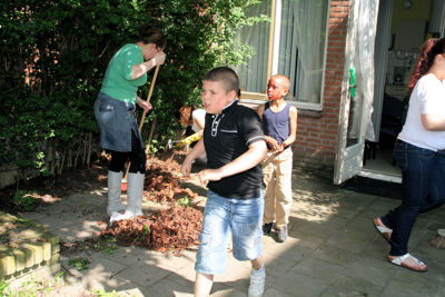 Foto 36 uit Schoonmaakdag20_4_11