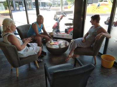 Foto 14 uit Doet Effe Mee Cafe