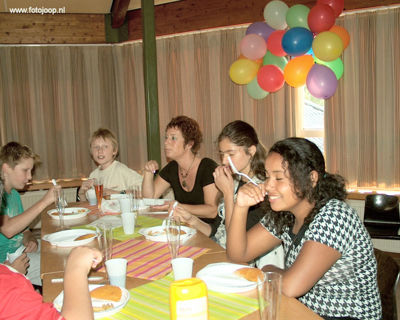 Foto 29 uit afscheidsfeestgroep8