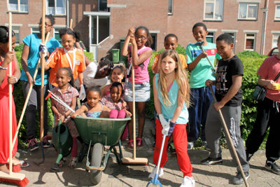 Foto 96 uit Schoonmaakdag20_4_11