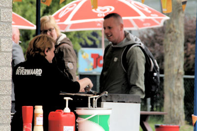 Foto 63 uit 27-4-17 Koningsdag