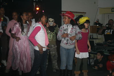 Foto 89 uit RKregenboogcarnaval