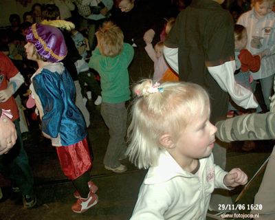Foto 107 uit sinterklaas 2006 new