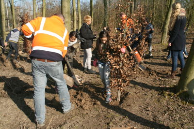 Foto 35 uit Boomplantdag16-3