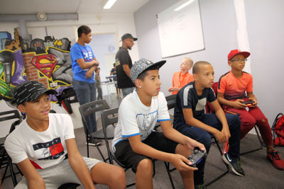 Foto 46 uit Theater & Dans 24-8