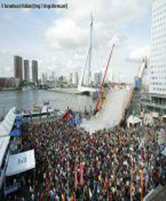 Foto 10 uit big air snowboarden