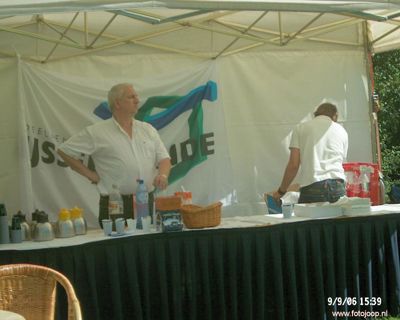 Foto 10 uit wijkparkfeest 2006