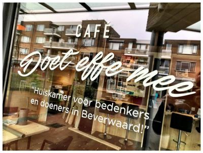 Foto 18 uit Doet Effe Mee Cafe