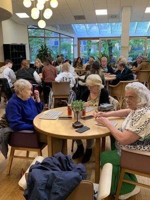 Foto 103 uit GROTE BINGO 28-1