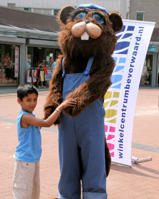 Foto 16 uit Tassen Actie W.B 3_7