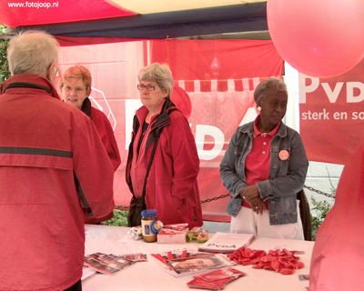 Foto 25 uit Paardenmarkt new07