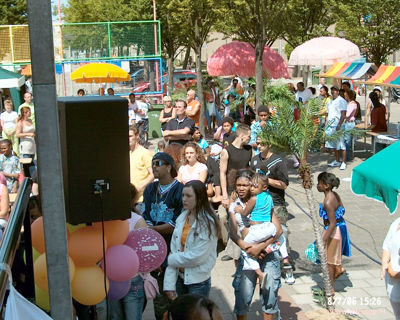 Foto 196 uit carnaval 2006 b.w