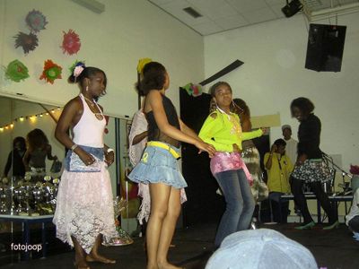 Foto 33 uit miss verkiezing 2005